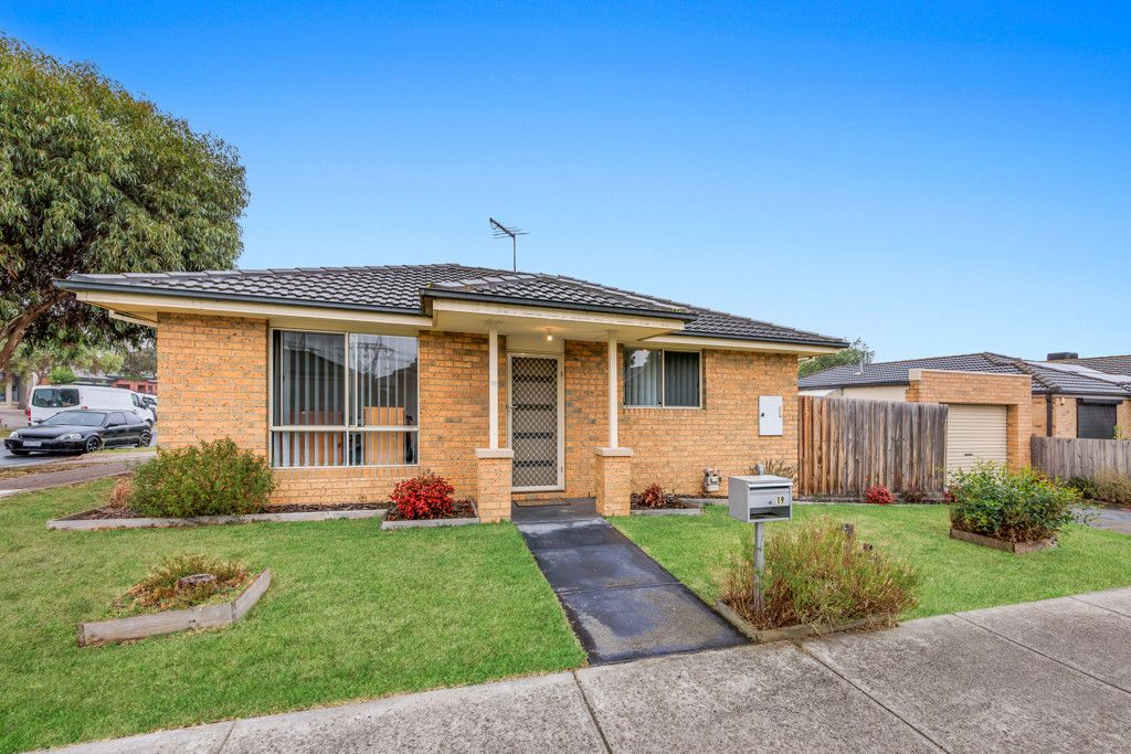 19 Mahon Road, Epping VIC 3076, Image 0