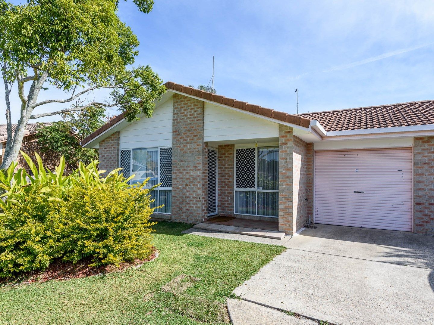 1/18 Annette Court, Labrador QLD 4215, Image 0