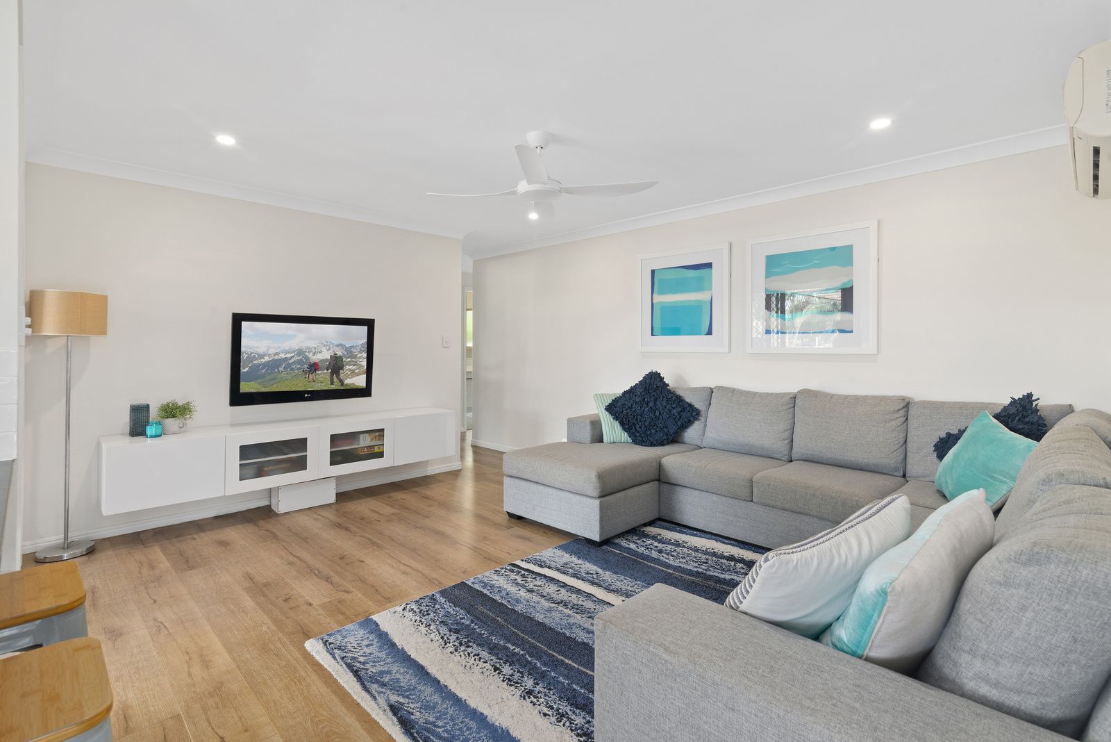 105 Clives Circuit, Currumbin Waters QLD 4223, Image 2