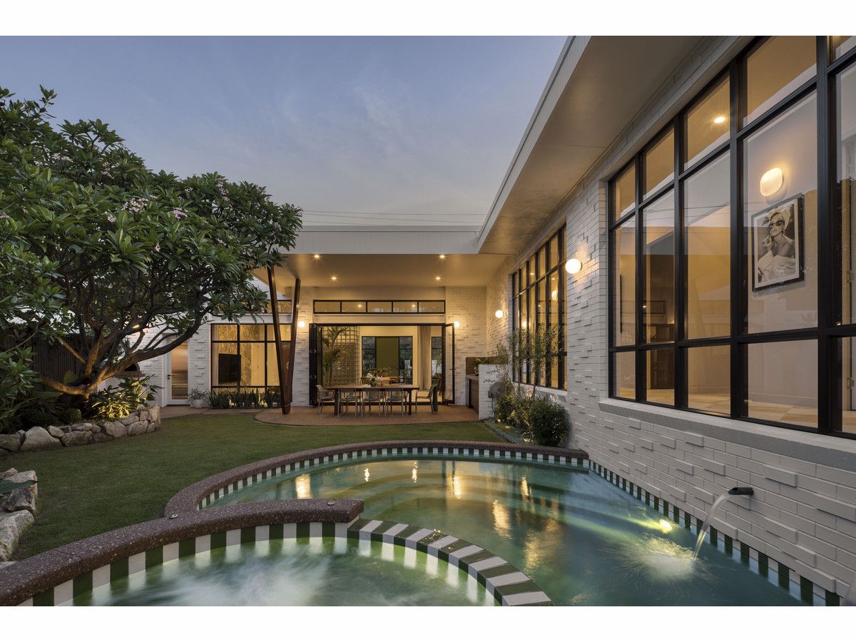 4 bedrooms House in 54 Allambi Avenue BROADBEACH WATERS QLD, 4218