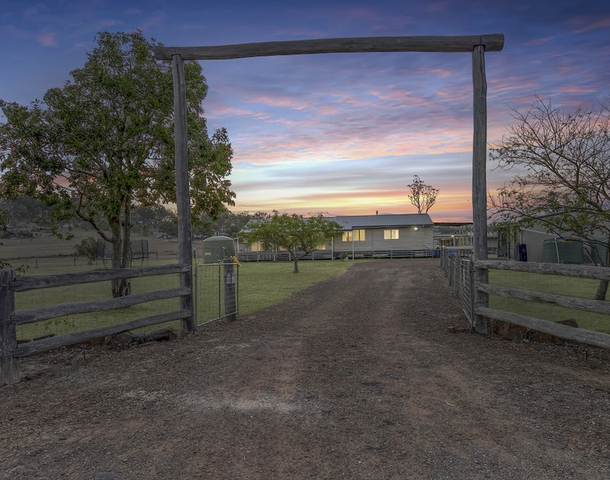 14 Moonlight Parade, Laidley South QLD 4341