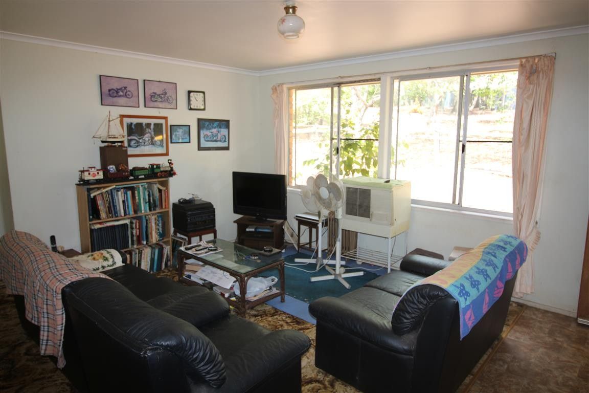 8 Forsyth Street, Gin Gin QLD 4671 Domain