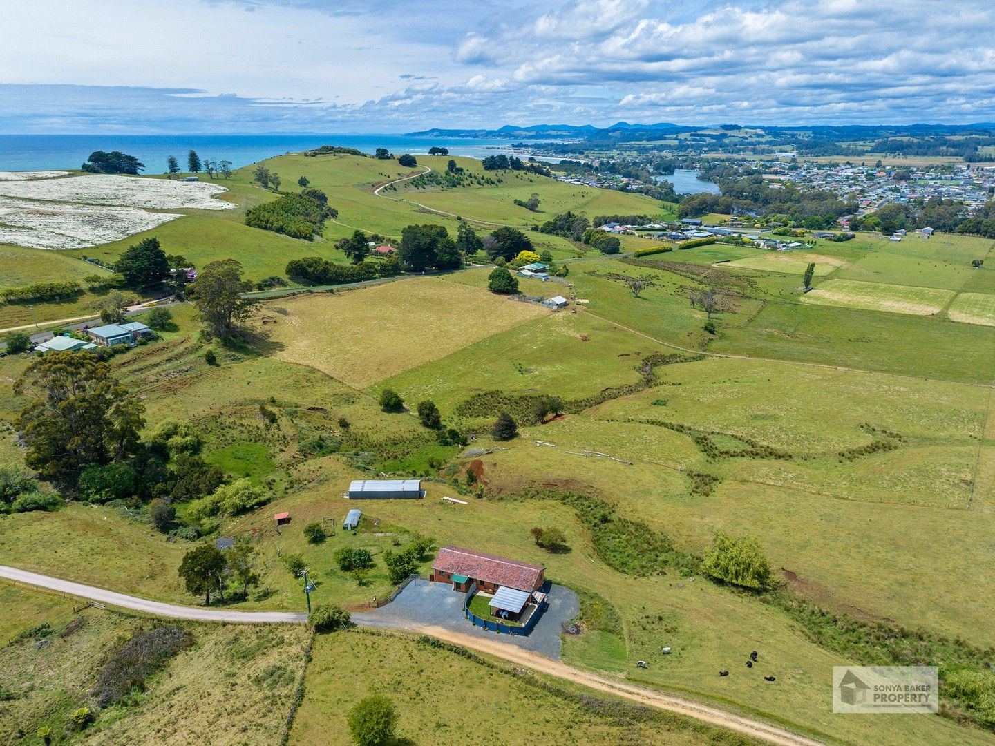 3 bedrooms House in 115 Table Cape Road WYNYARD TAS, 7325