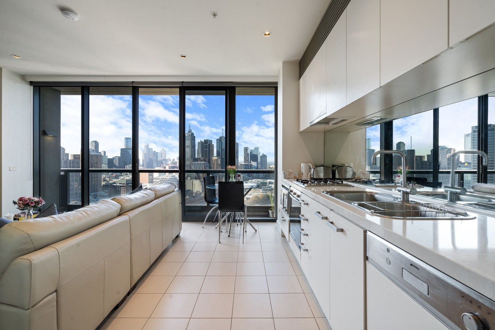 3105/1 Freshwater Place, Southbank VIC 3006, Image 0