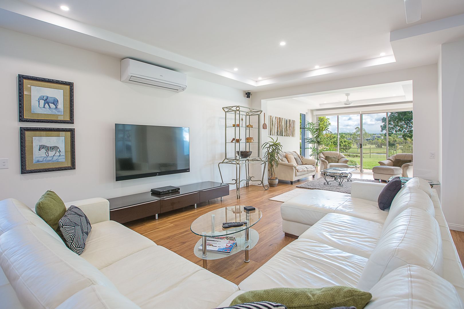 4643 The Parkway, Hope Island QLD 4212, Image 2