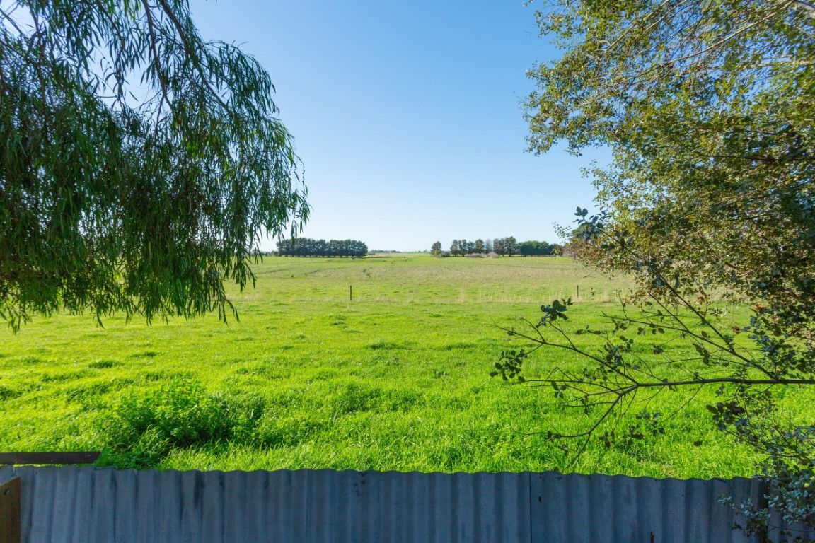 522 Corangamite Lake Road, Cororooke VIC 3254, Image 2