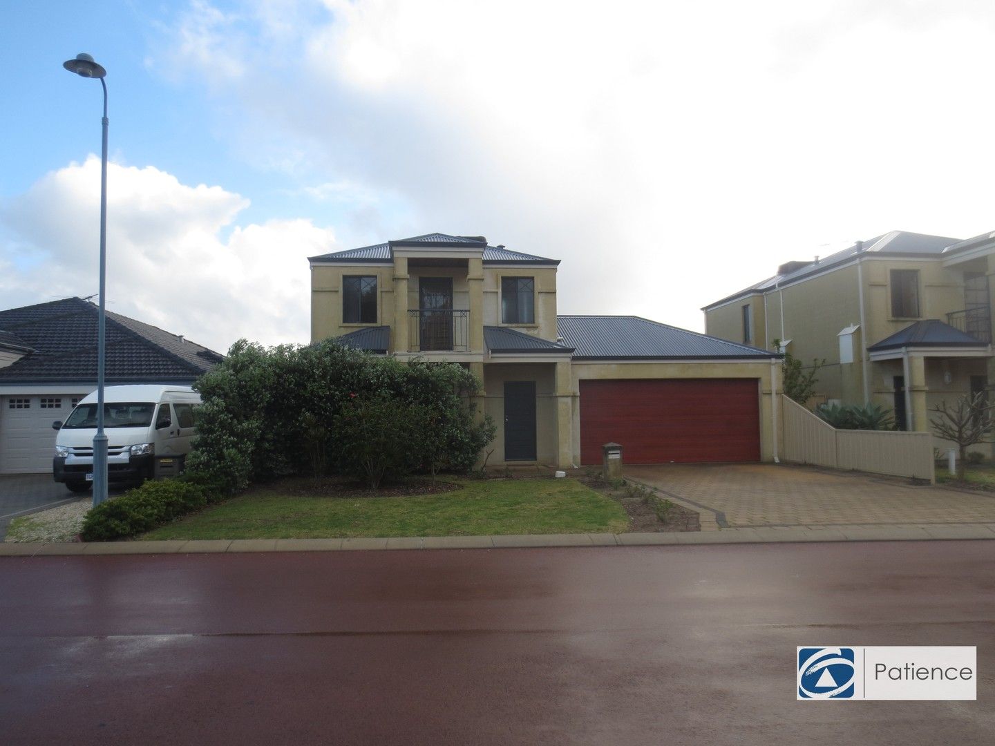 3 bedrooms House in 11 St Louis Avenue HOCKING WA, 6065