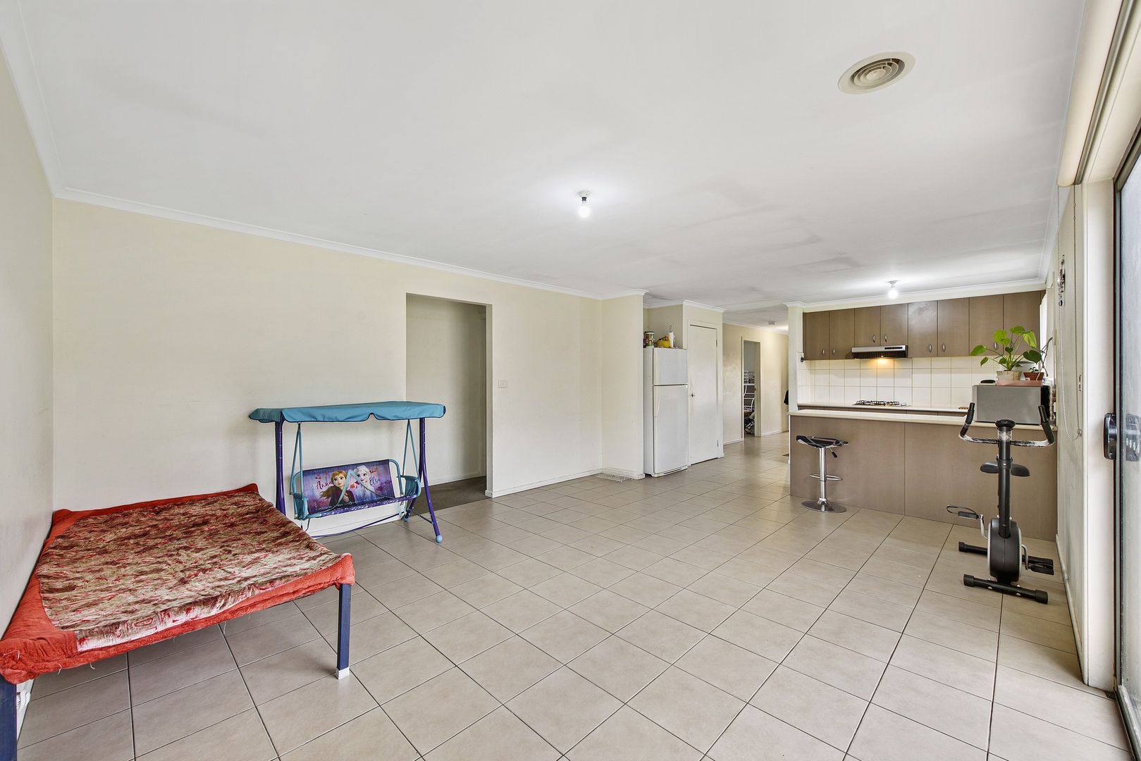 4 Borrowdale Road, Harkness VIC 3337, Image 2