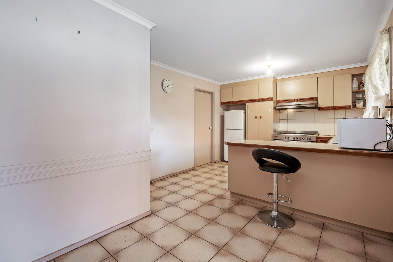 8 Gillespie Place, Epping VIC 3076, Image 2