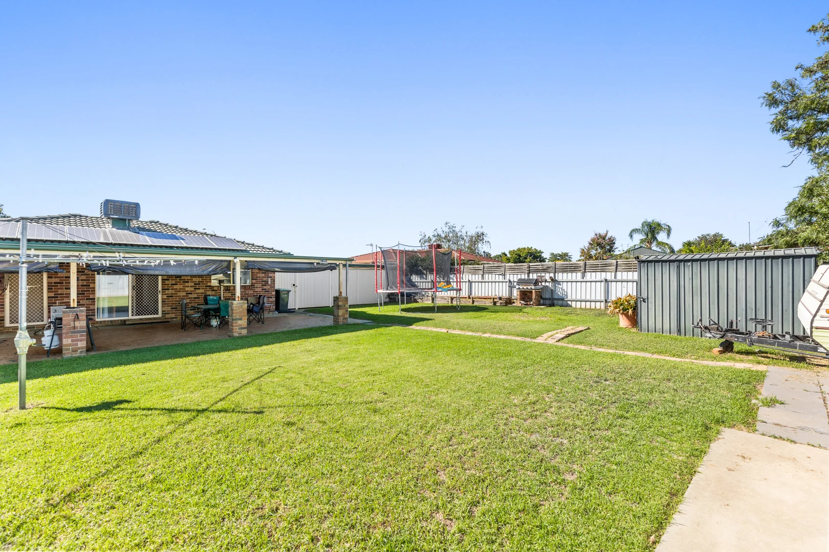 Additional image 14 of 5 Bamarook Crescent, Glenfield Park NSW 2650