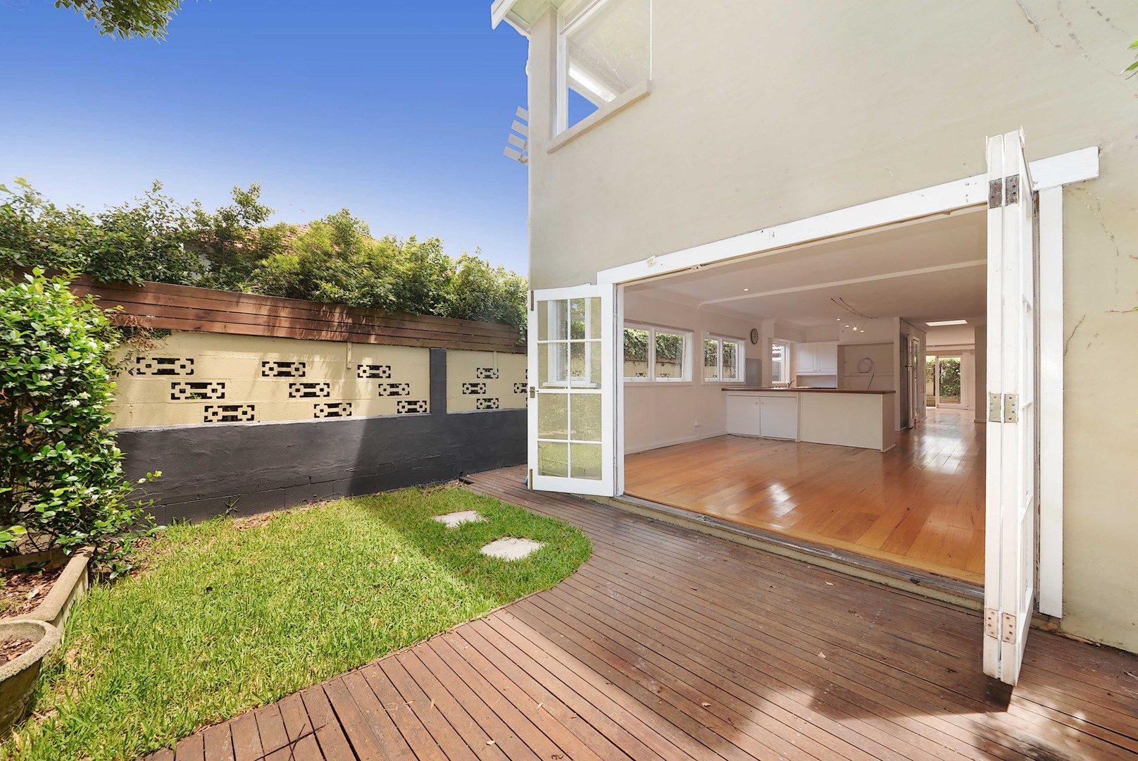 2 Pine Street, Randwick NSW 2031, Image 2