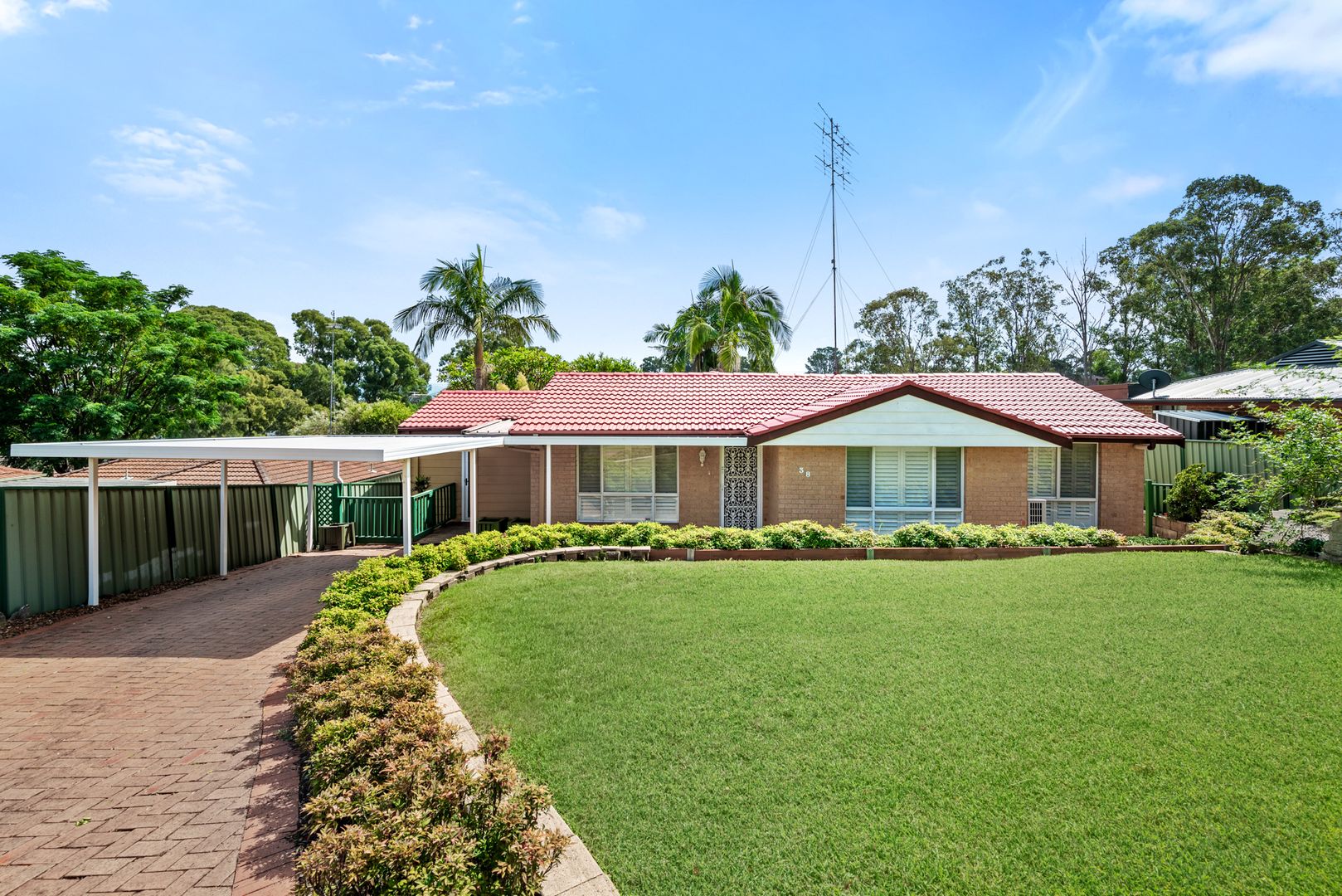 38 Bottlebrush Drive, Cranebrook NSW 2749