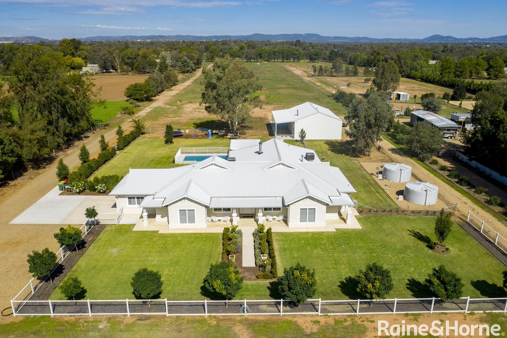 12a Kyeamba Avenue, Lake Albert NSW 2650, Image 0