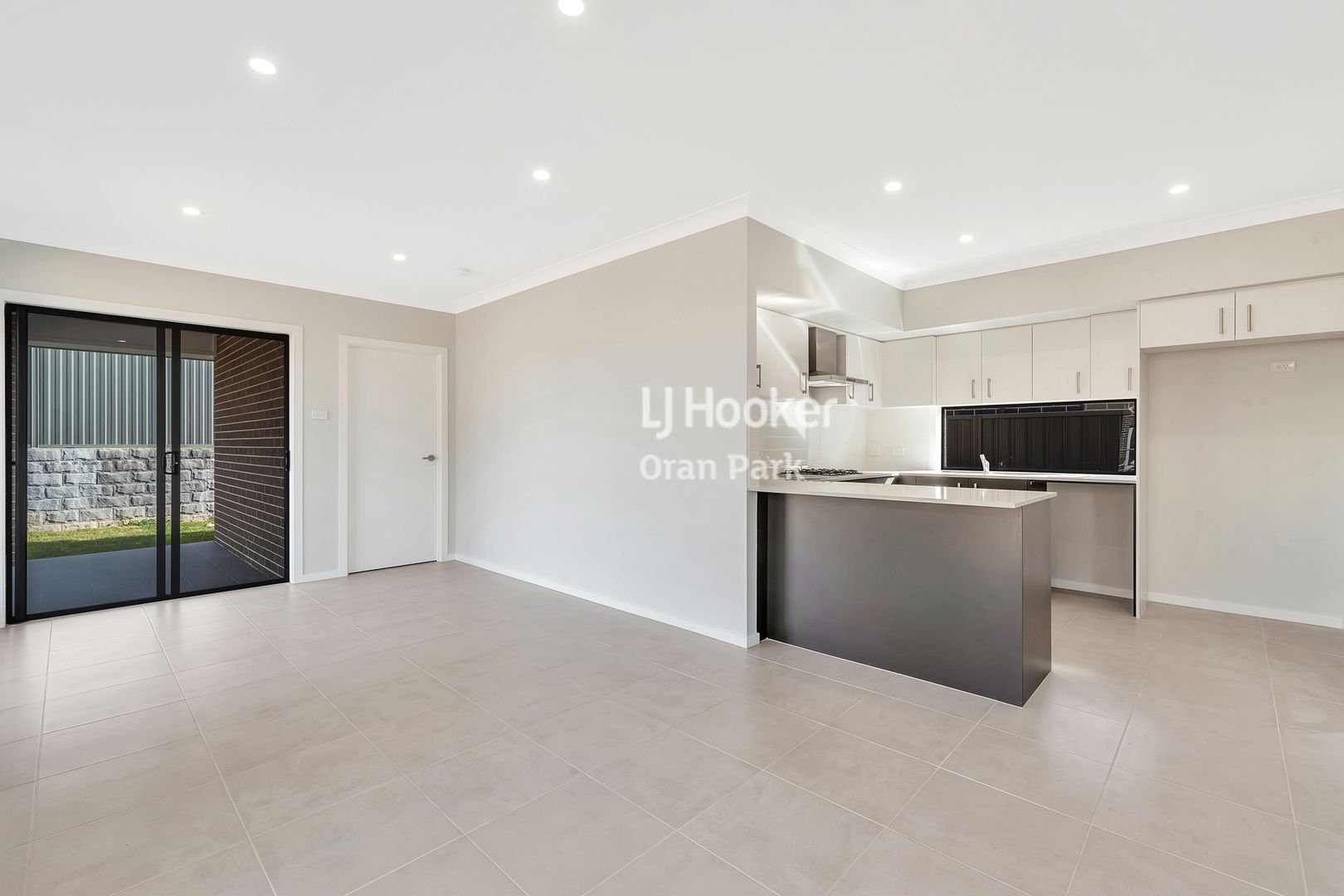 37 Mimosa Street, Gregory Hills NSW 2557, Image 2