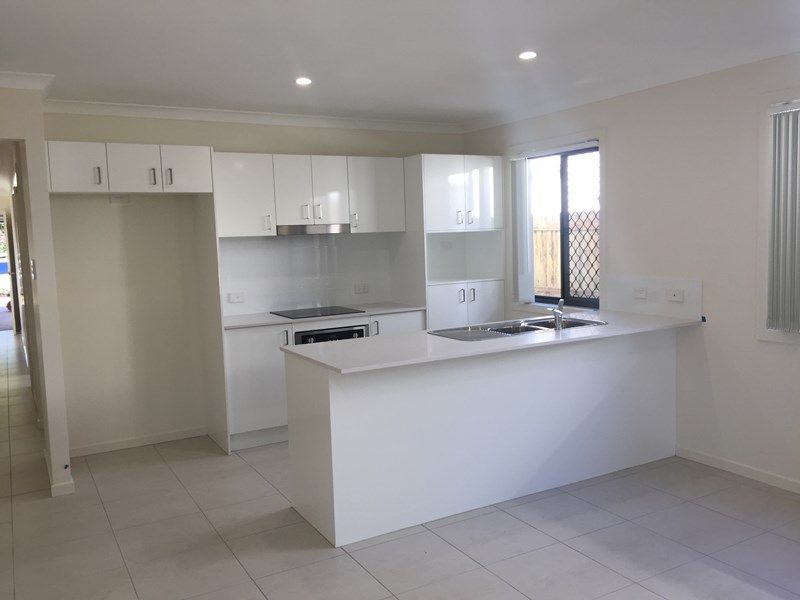 4 bedrooms House in 10A Nottinghill Street BIRKDALE QLD, 4159