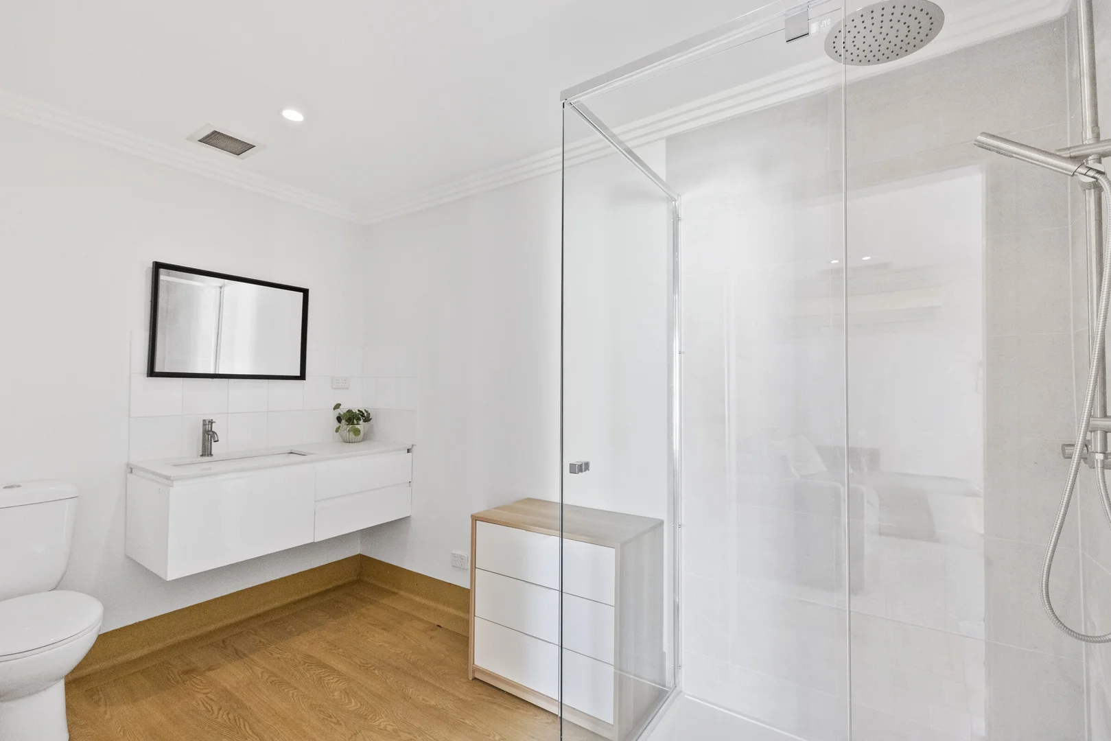 Additional image 18 of 492 The Entrance Road, Bateau Bay NSW 2261