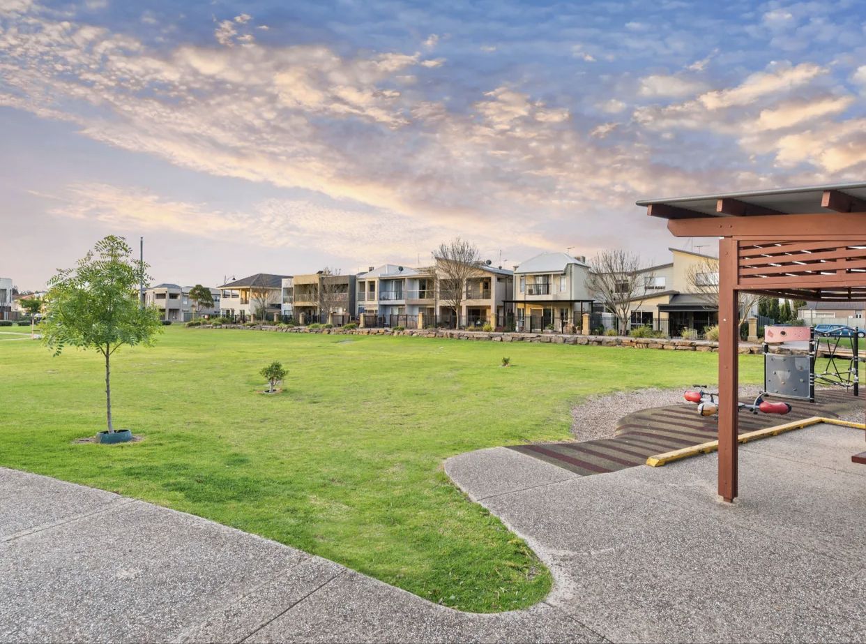 3 bedrooms House in 7 Pine Court MAWSON LAKES SA, 5095