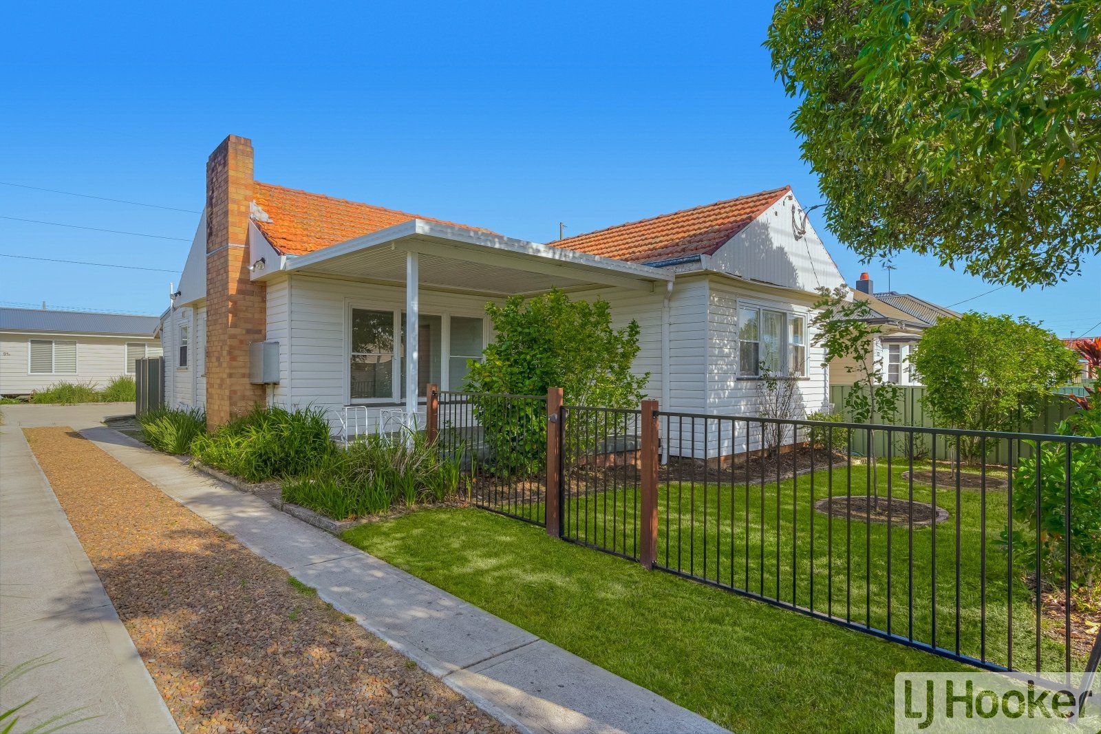 4 bedrooms House in 91 Wilkinson Ave BIRMINGHAM GARDENS NSW, 2287