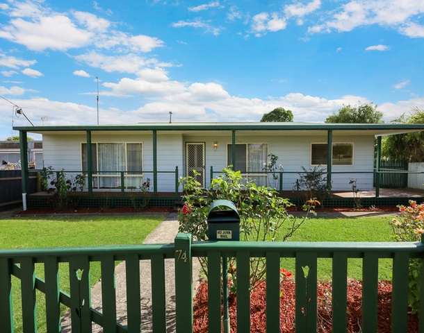 74 Curdie Street, Cobden VIC 3266