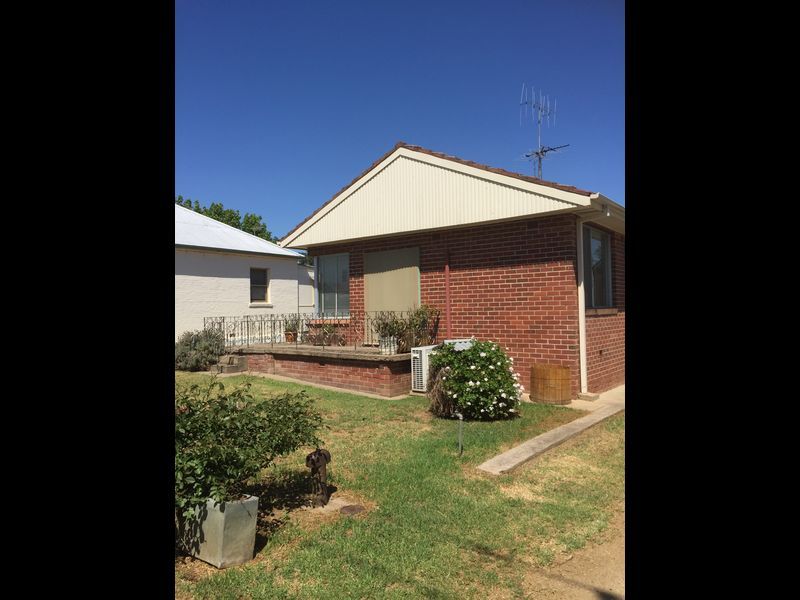 11 Wombat Street, Young NSW 2594, Image 0