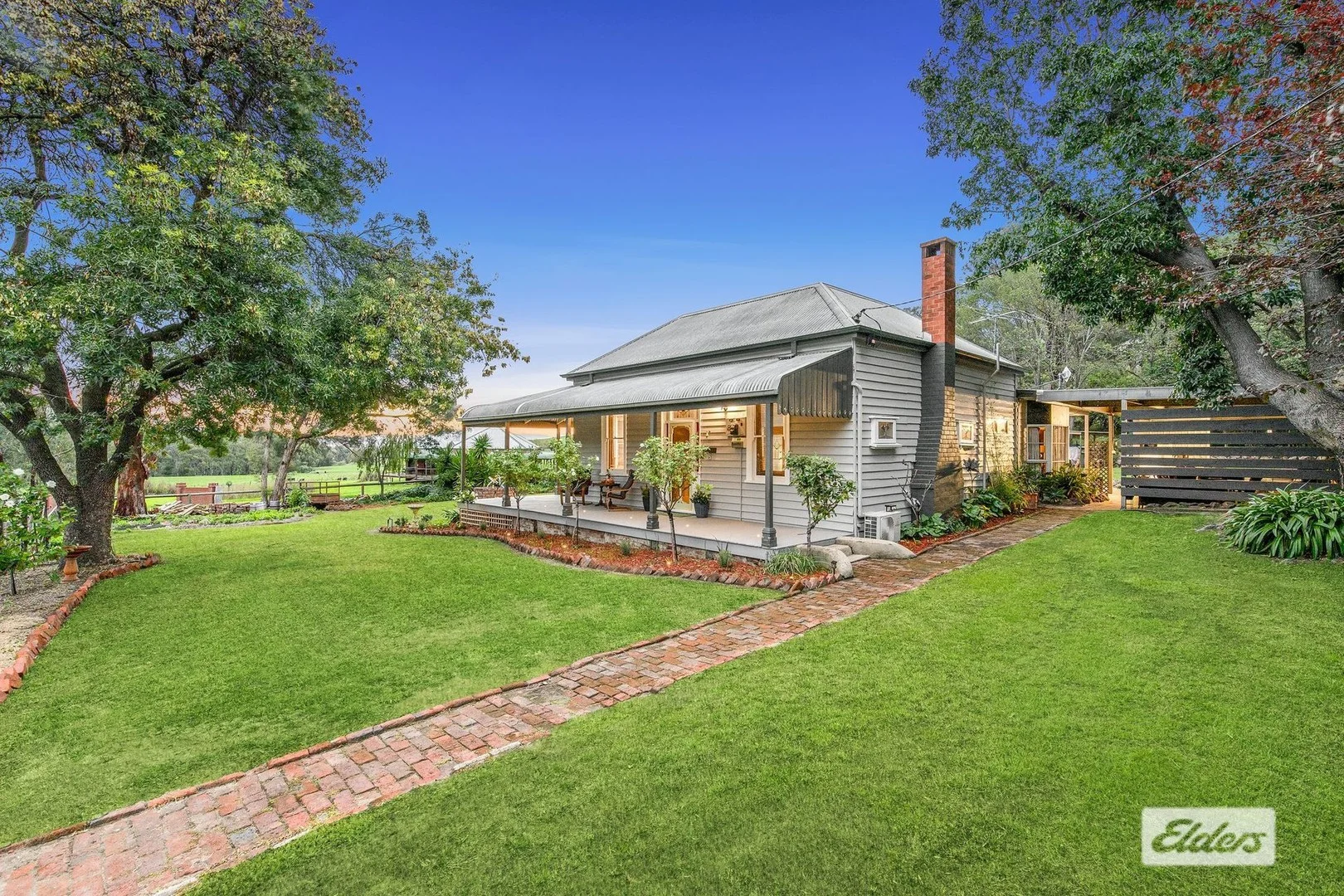 8 Wise Street, Bethanga VIC 3691