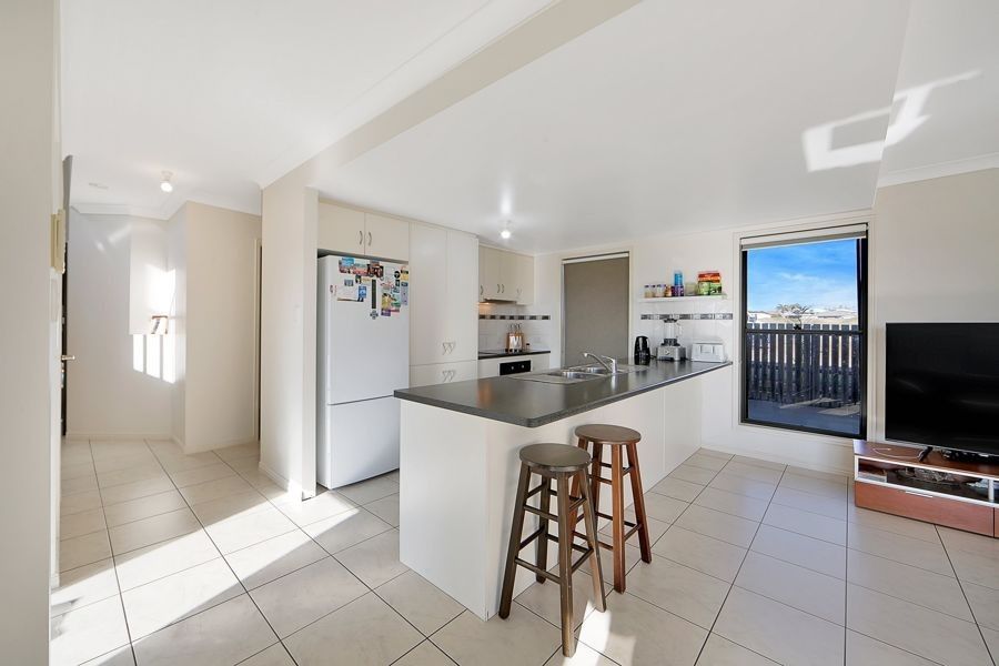 5 Dolphin Court, Elliott Heads QLD 4670, Image 2