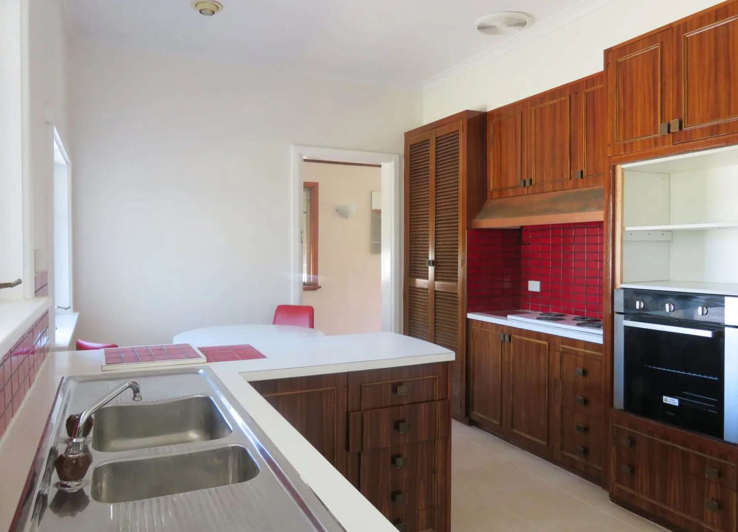 Additional image 2 of 50 Canterbury Road, Blackburn South VIC 3130