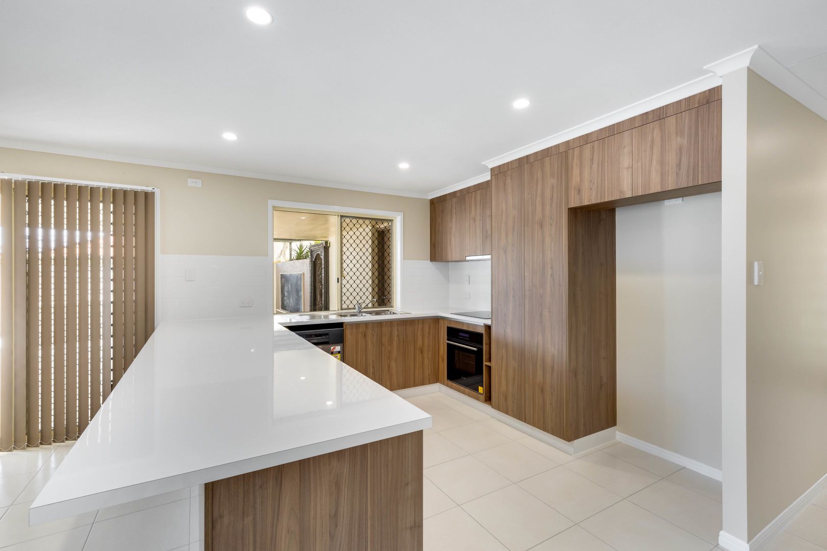 2 Cuthbert Court, Slade Point QLD 4740, Image 1