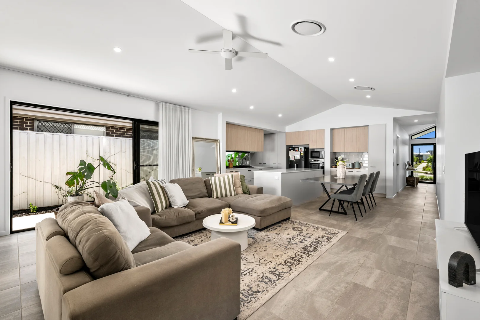 Additional image 3 of 43 Tyndall Circuit, Banya QLD 4551