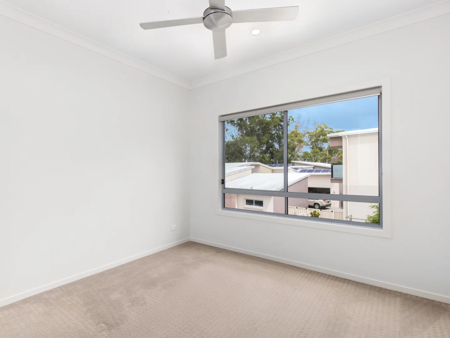 Additional image 11 of 4/25 Andromeda Parade, Robina QLD 4226