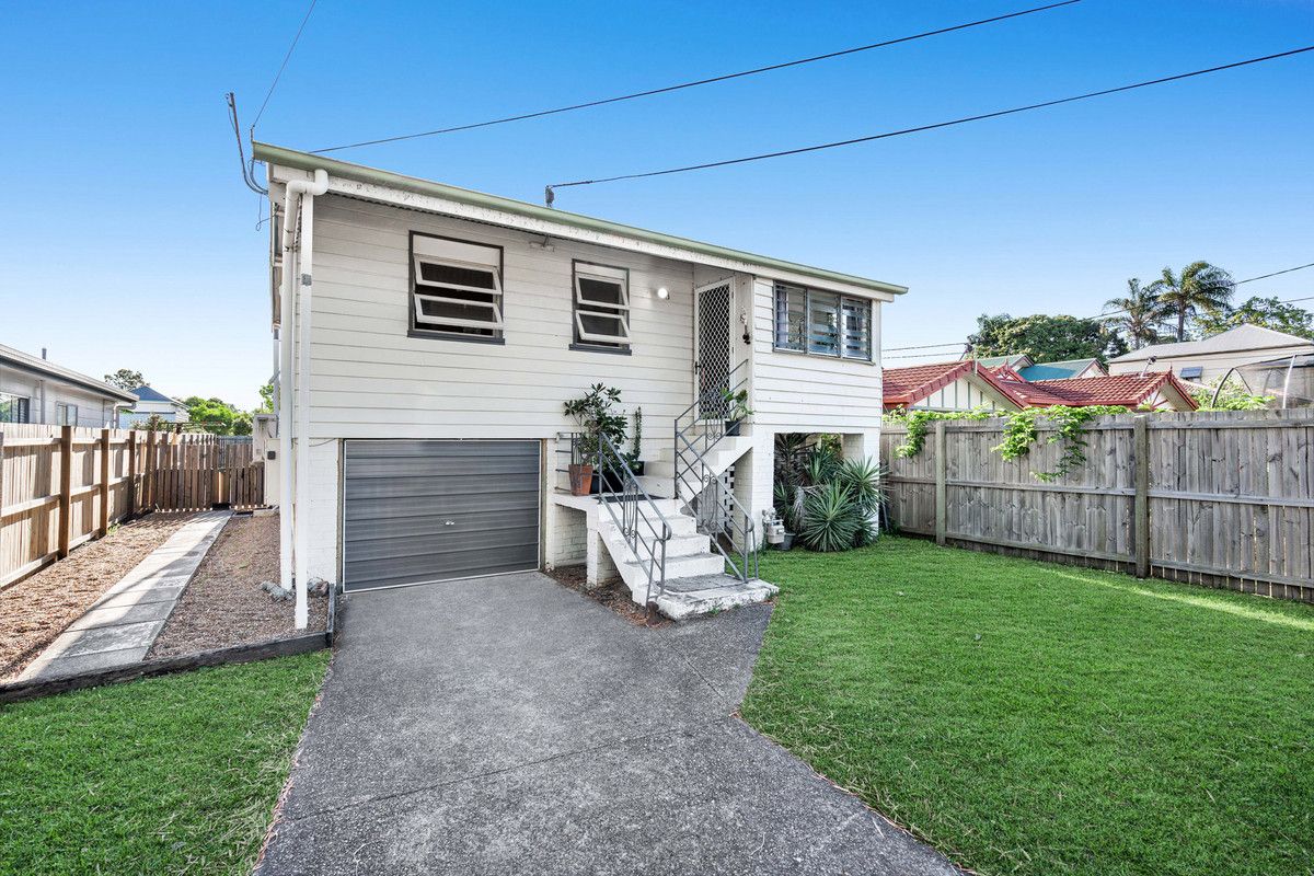 2 bedrooms House in 22 Allen Street WYNNUM QLD, 4178