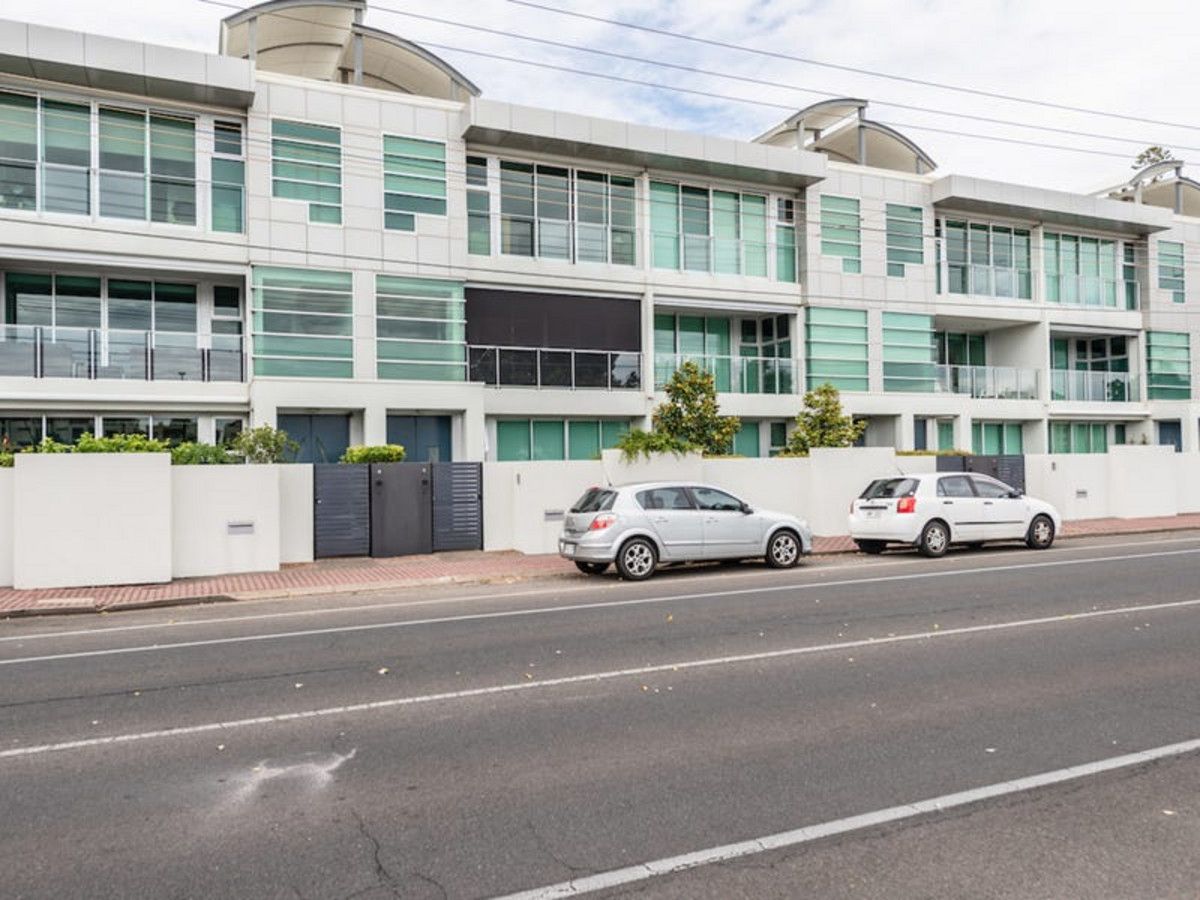 2 bedrooms Townhouse in 6/12-14 Adelphi Terrace GLENELG NORTH SA, 5045