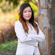 Ray White Logan City - Vivienne Cheah