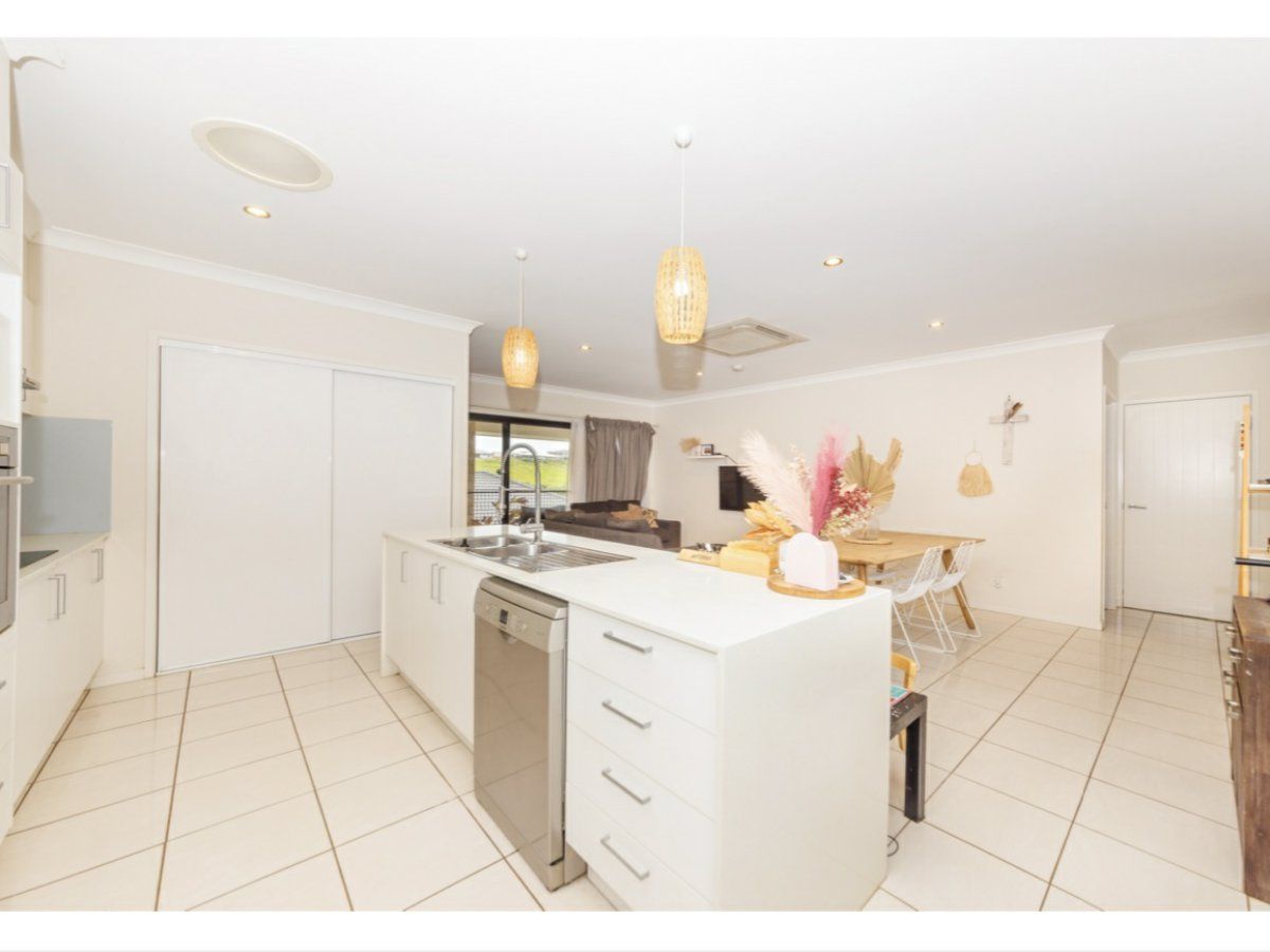 15 Spring Creek Place, Wollongbar NSW 2477, Image 2