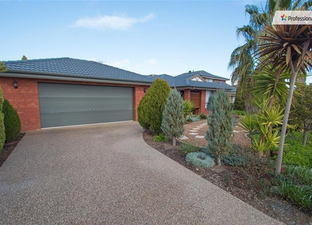 26 Cambrian Way, Melton West VIC 3337