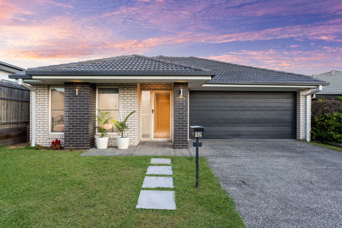 4 bedrooms House in 12 Grindelia Drive SPRINGFIELD LAKES QLD, 4300