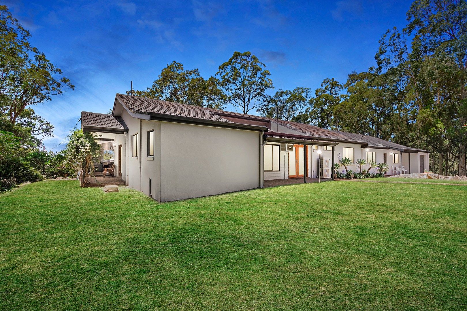 836 John Renshaw Drive, Black Hill NSW 2322, Image 0