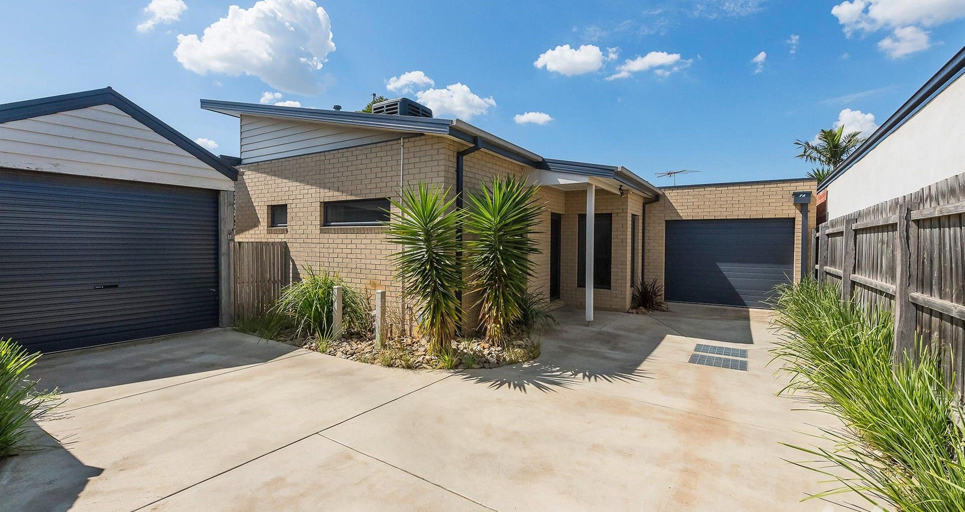 3 bedrooms Apartment / Unit / Flat in 2/16 Houston Street MENTONE VIC, 3194