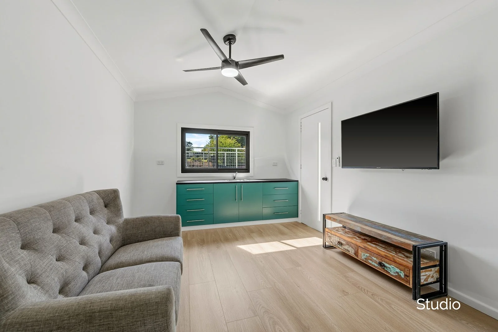 Additional image 16 of 8 Fernhill Crescent, Aldavilla NSW 2440