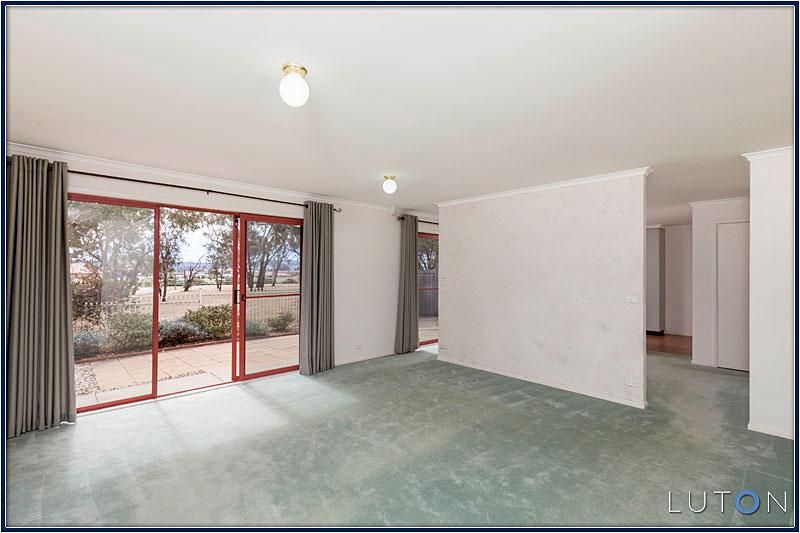 11 Lofty Close, PALMERSTON ACT 2913, Image 2