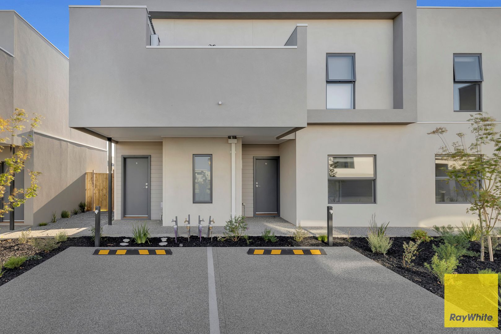 2 bedrooms Apartment / Unit / Flat in 9/23 Boxer Drive WYNDHAM VALE VIC, 3024