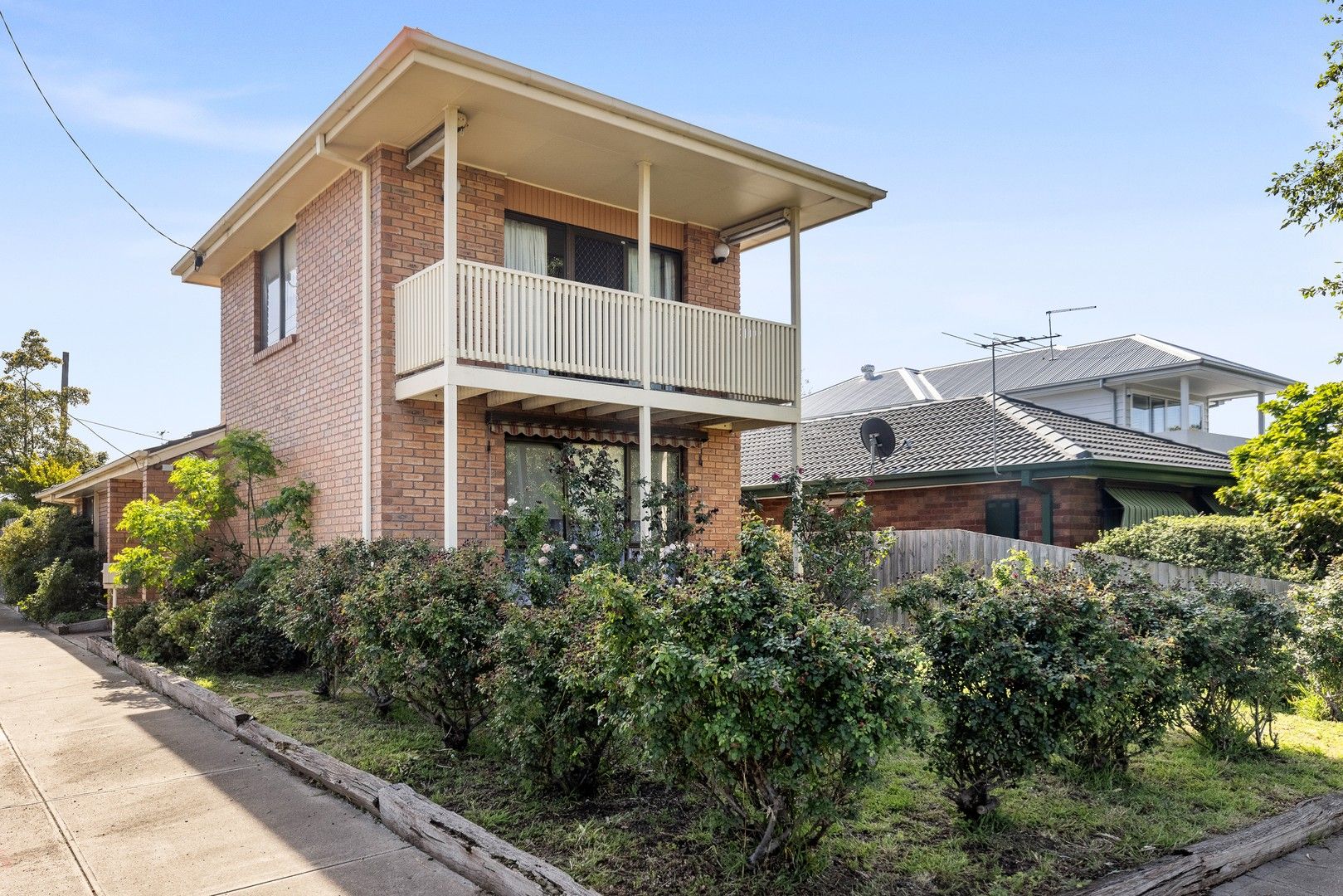 327 Douglas Parade, Newport VIC 3015, Image 1