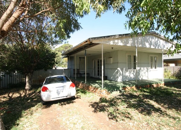 12 Mead Street, Warnbro WA 6169