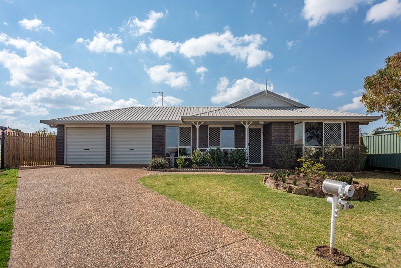 3 Oaklands Court, Glenvale QLD 4350, Image 0