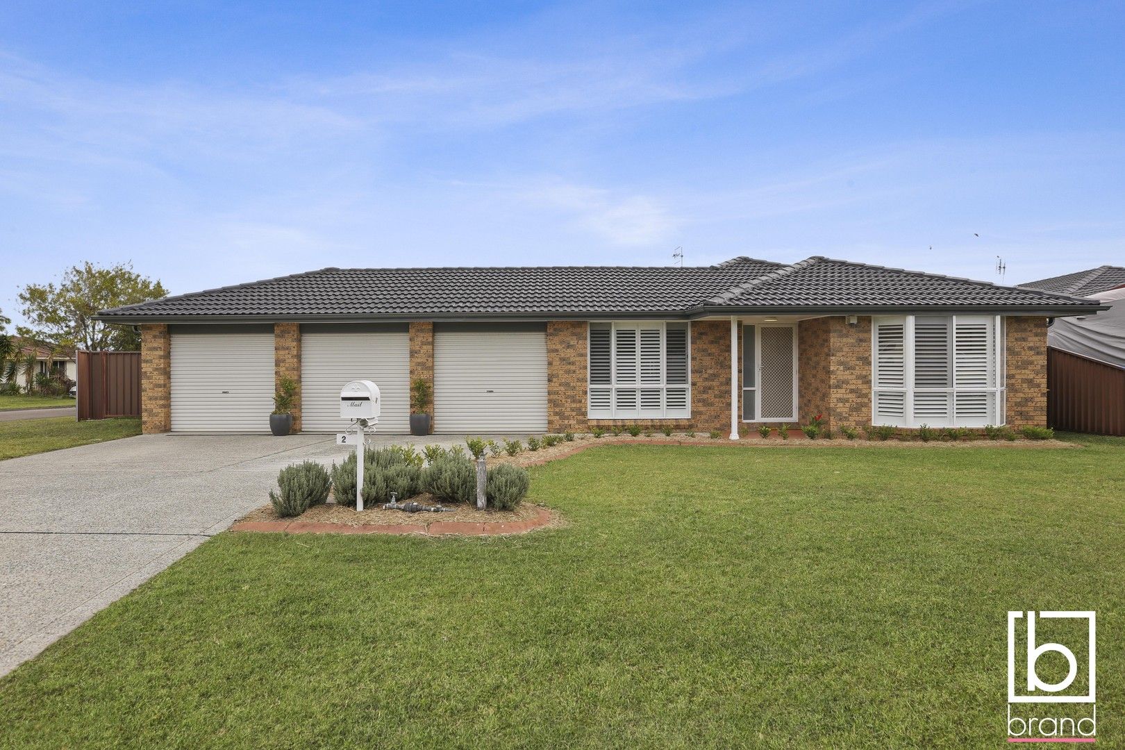 2 Nagle Crescent, Blue Haven NSW 2262, Image 0