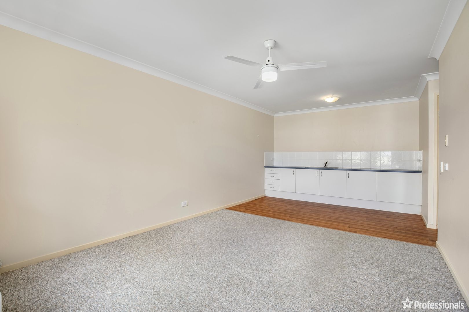 15/80-92 Queen Elizabeth Drive, Armidale NSW 2350, Image 1