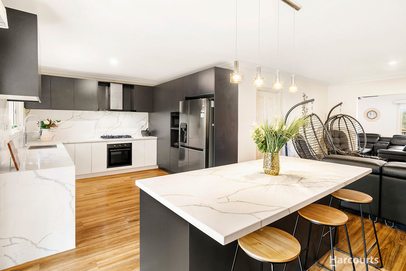 10 Daffodil Court, Endeavour Hills VIC 3802 Domain