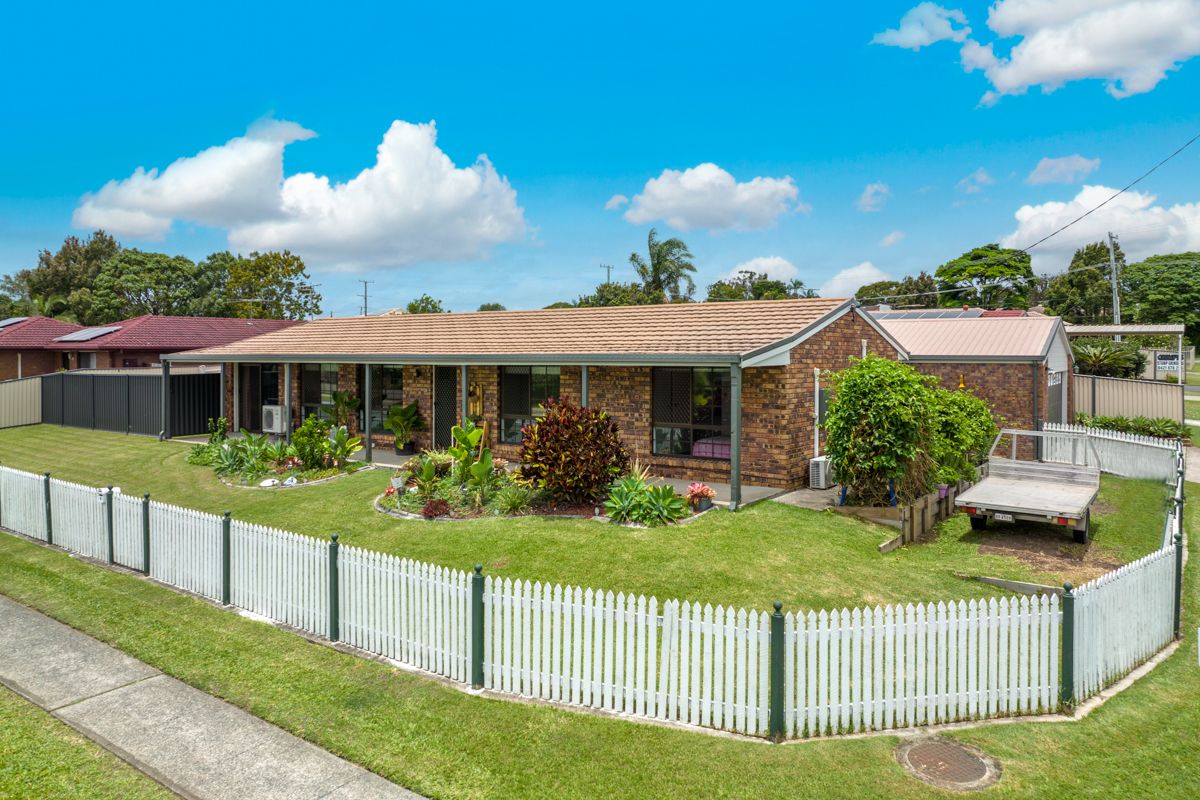 4 bedrooms House in 9 CALLAGHAN WAY CAPALABA QLD, 4157