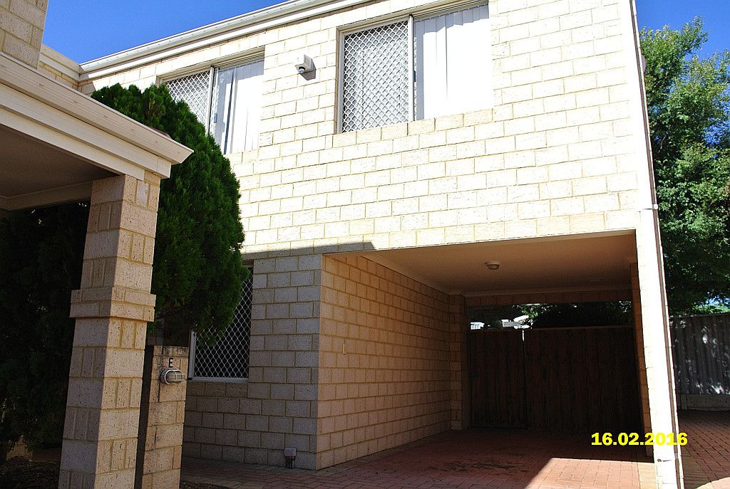 6 bedrooms Townhouse in Rms /9F Earl Street BENTLEY WA, 6102