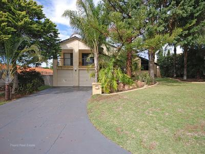 12 St Ives Loop, Kallaroo WA 6025